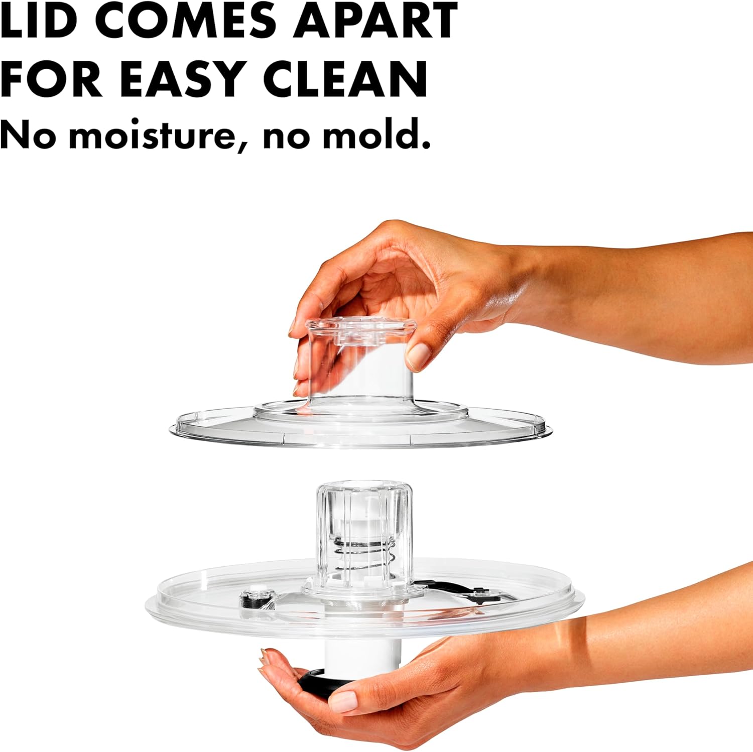 OXO Good Grips Salad Spinner | Lettuce Spinner | Fruit Washer | Fruit Washing Bowl with Strainer | Vegetable Cleaner | Salad Cleaner | Lettuce Washer | 6.22 Quart Capacity