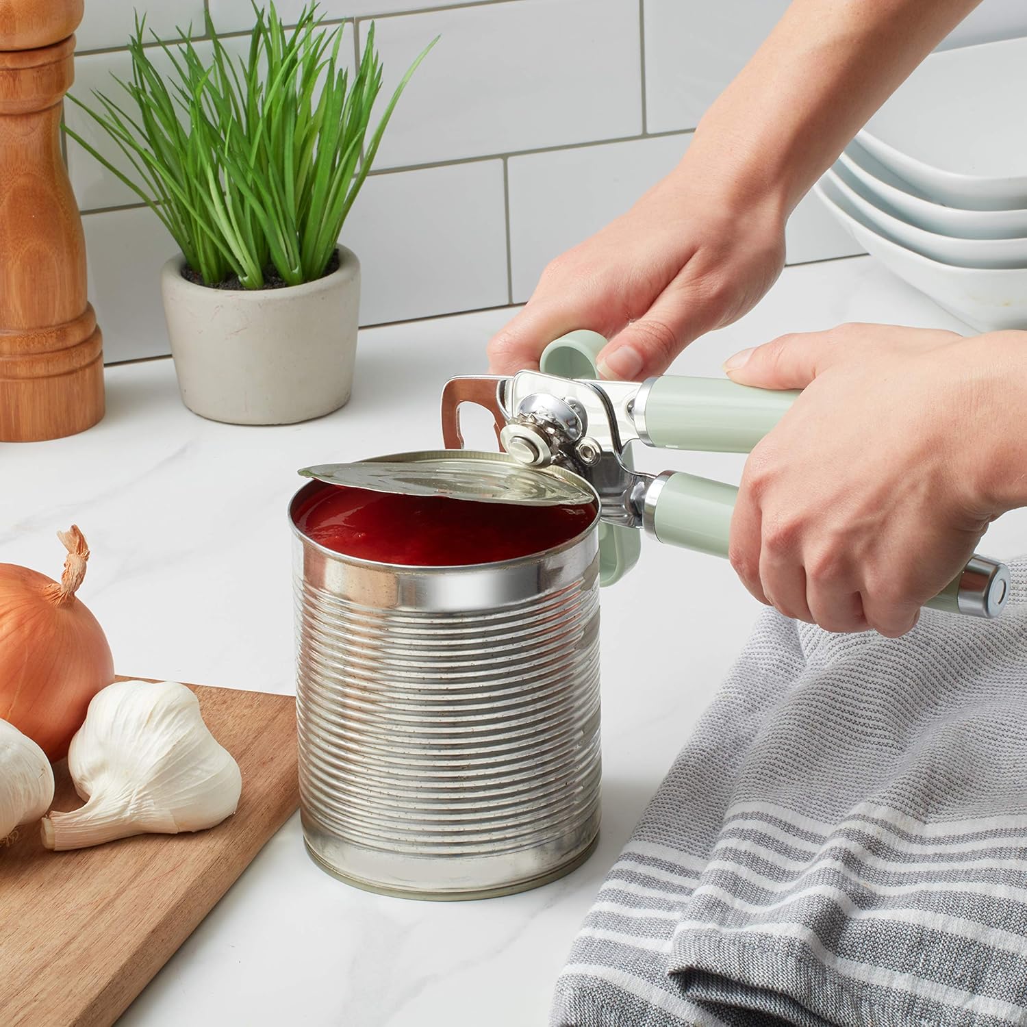 KitchenAid Classic Multifunction Can Opener and Bottle Opener Easy to Use, Razor Sharp Stainless Steel Cutting Wheel, Soft Ergonomic Handles, Black
